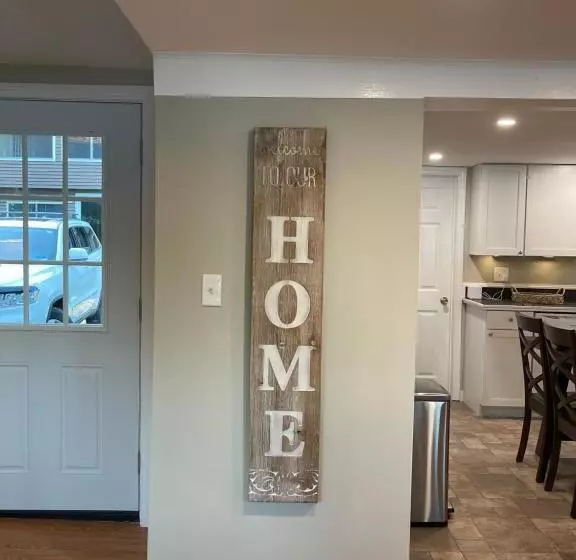 Little Landing Cottage On Cobbossee Lake