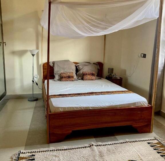 Porto Novo Logement Lumineux Et Calme