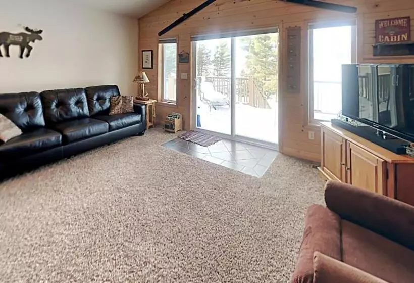 Robbins Ridge