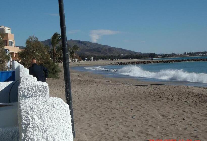 Apartamento Bajo Naturista A Pie De Playa