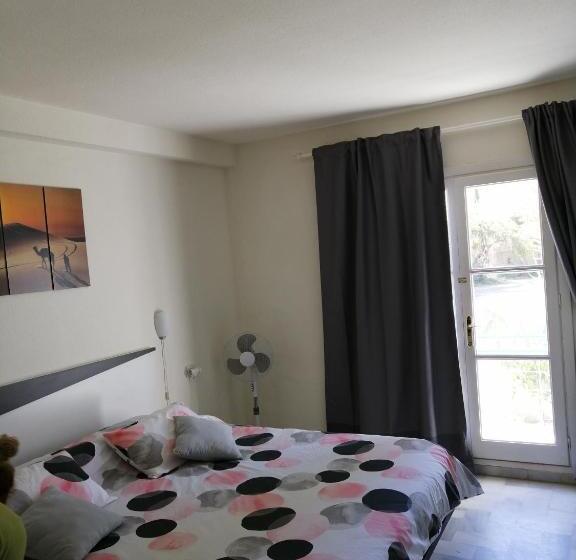 Apartamento Bajo Naturista A Pie De Playa