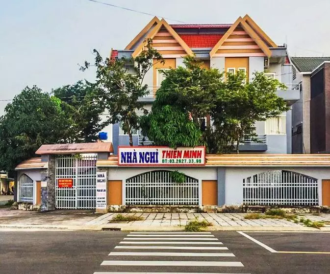تختخواب و صبحانه Nhà Nghỉ Thiên Minh
