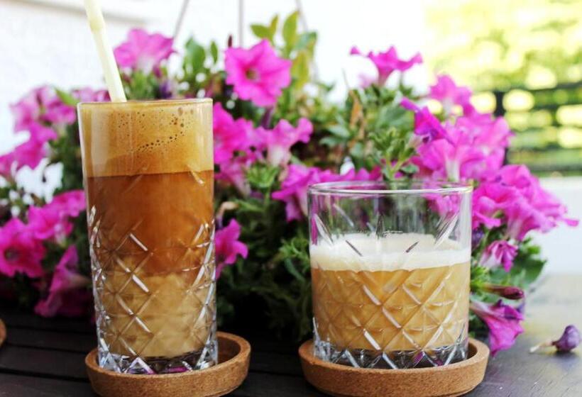 Belov Rooms And Apartments