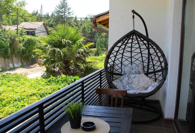 Belov Rooms And Apartments