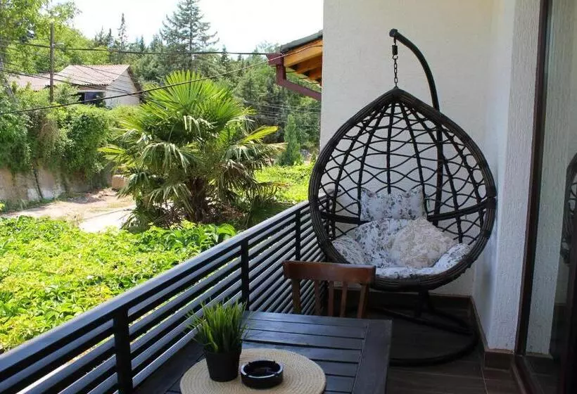 Belov Rooms And Apartments