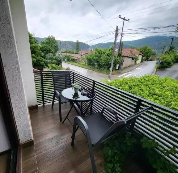 Belov Rooms And Apartments