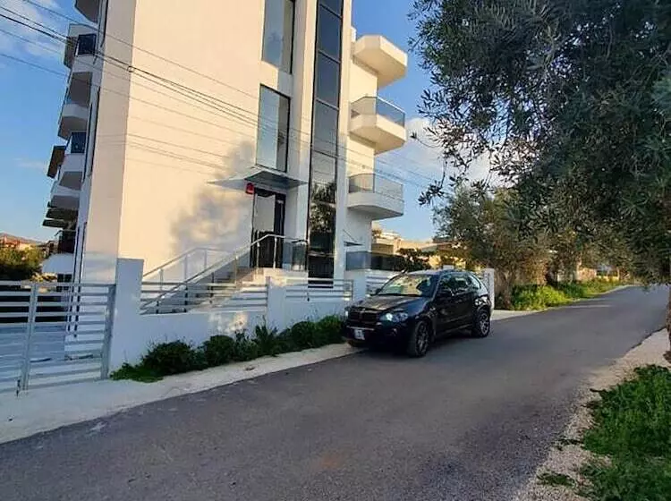 ホテル Seli S Villa Ksamil