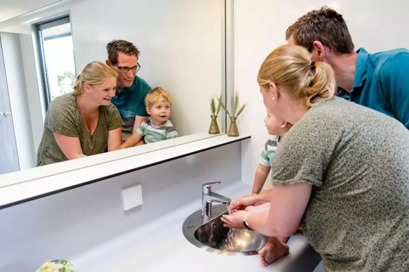 Hotelli Charmecamping & Appartementen De Regge Vallei