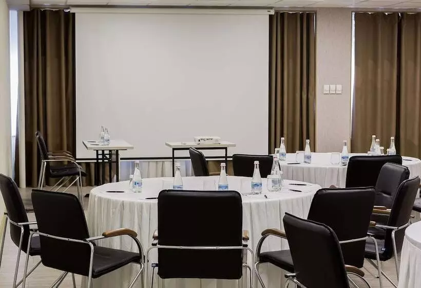 Panarams Tashkent Hotel, A Member Of Radisson Individuals