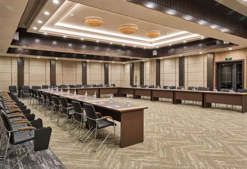 Panarams Tashkent Hotel, A Member Of Radisson Individuals