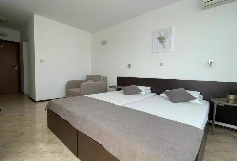 هتل Villa Mia