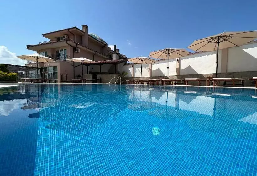 هتل Villa Mia