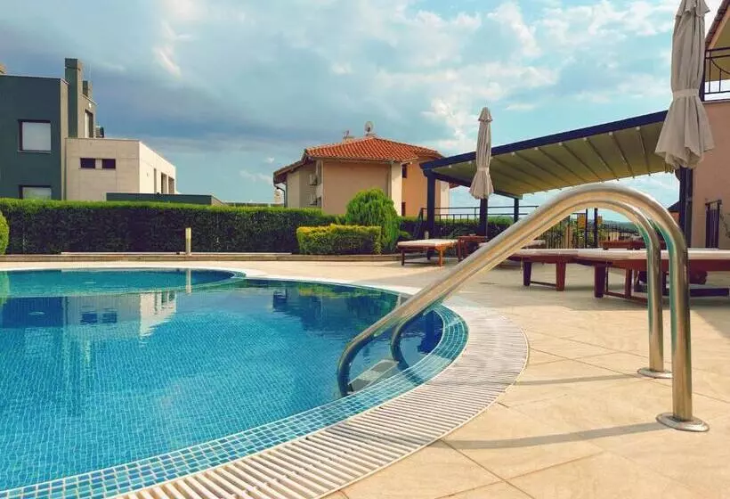 هتل Villa Mia