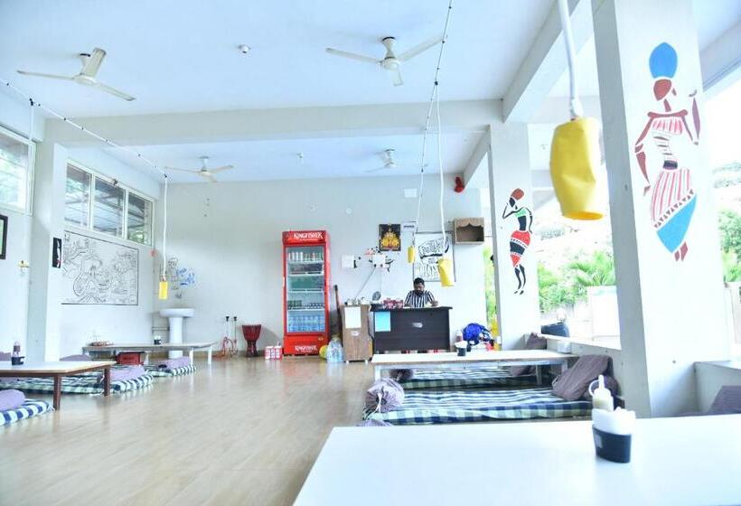 بنسيون 3season Resort Hampi