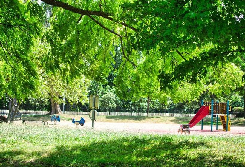 Agréable Maison 3 Chambres Avec Piscine