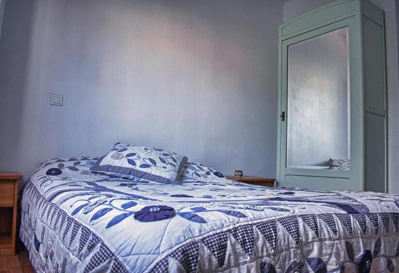 Agréable Maison 3 Chambres Avec Piscine