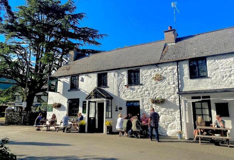 Beautiful Ancient Stone Cottage, Local Walks & Pub!