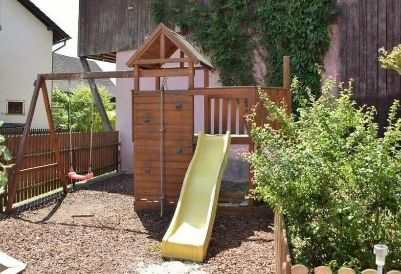 Hotelli Landgasthof Zum Jossatal