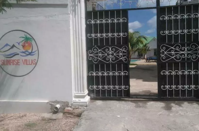 Sunrise Hotel & Resort