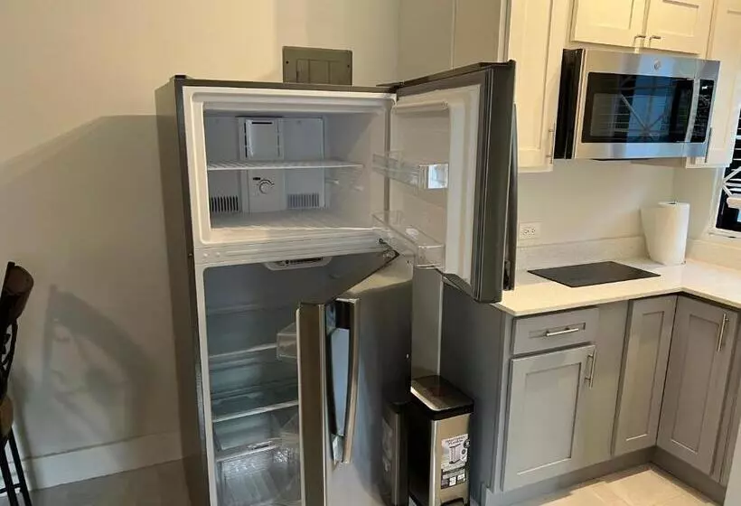 Luxury Studio Rooftop Pool N View Unit #4