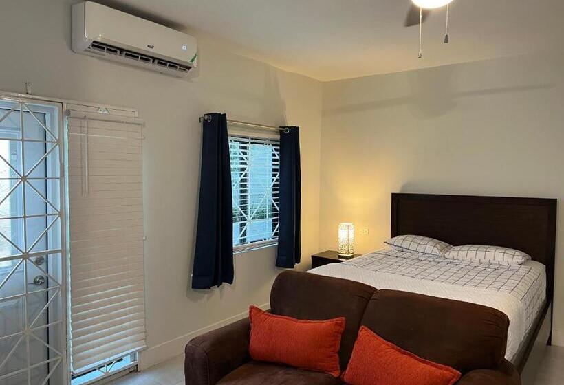 Luxury Studio Rooftop Pool N View Unit #4