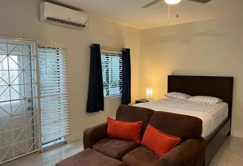 Luxury Studio Rooftop Pool N View Unit #4