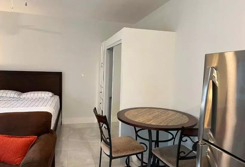 Luxury Studio Rooftop Pool N View Unit #4