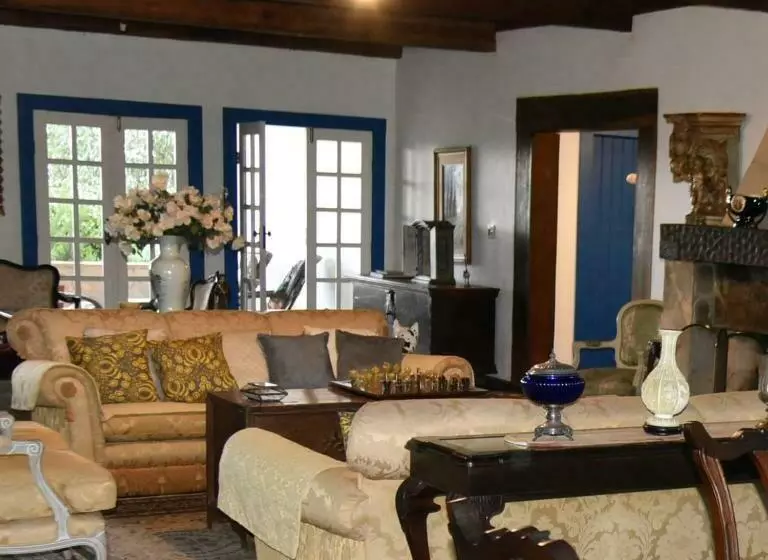 Majatalo Casarão Milho Verde