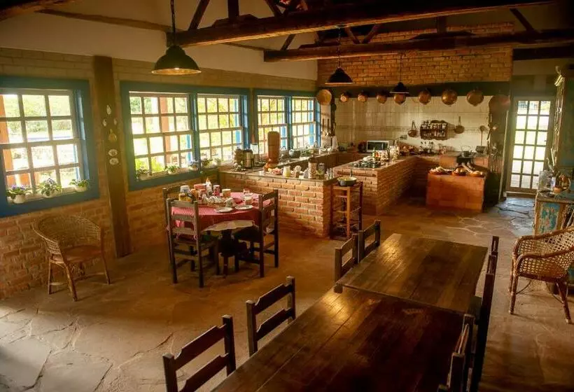 Majatalo Casarão Milho Verde