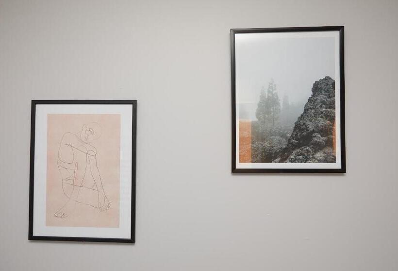 Royal Derby Hospital 3 Bed Town House