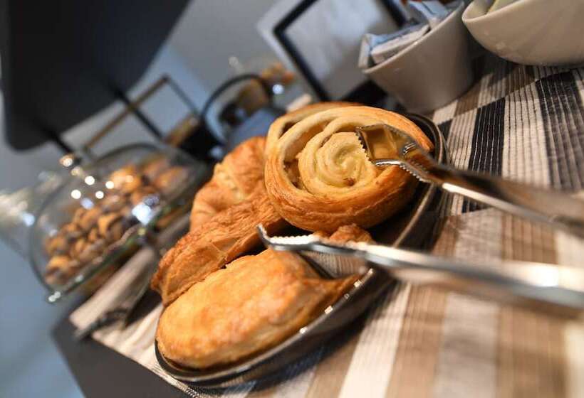 تختخواب و صبحانه Victoria By Petit Chic