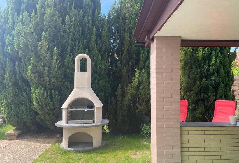 Bellavita Mit Großem Eingezäuntem Garten Infrarotsauna Hunde Willkommen