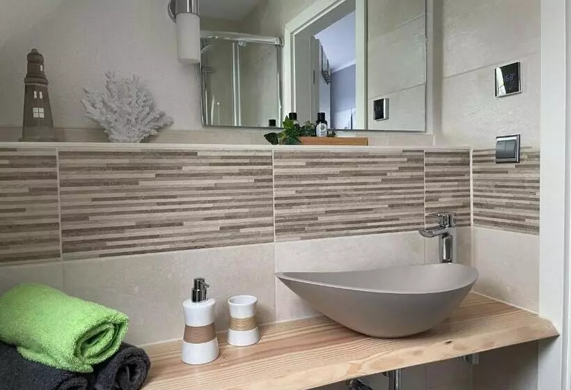 Bellavita   Mit Großem Eingezäuntem Garten   Infrarotsauna   Hunde Willkommen