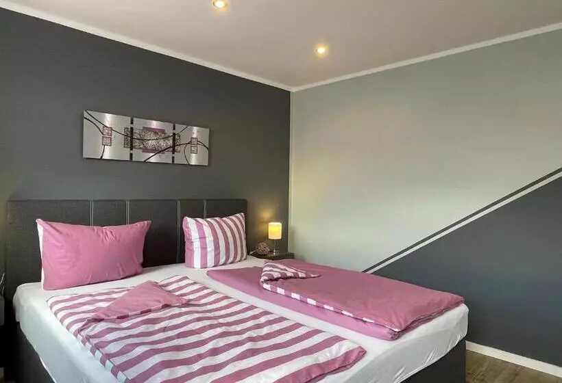 Bellavita   Mit Großem Eingezäuntem Garten   Infrarotsauna   Hunde Willkommen