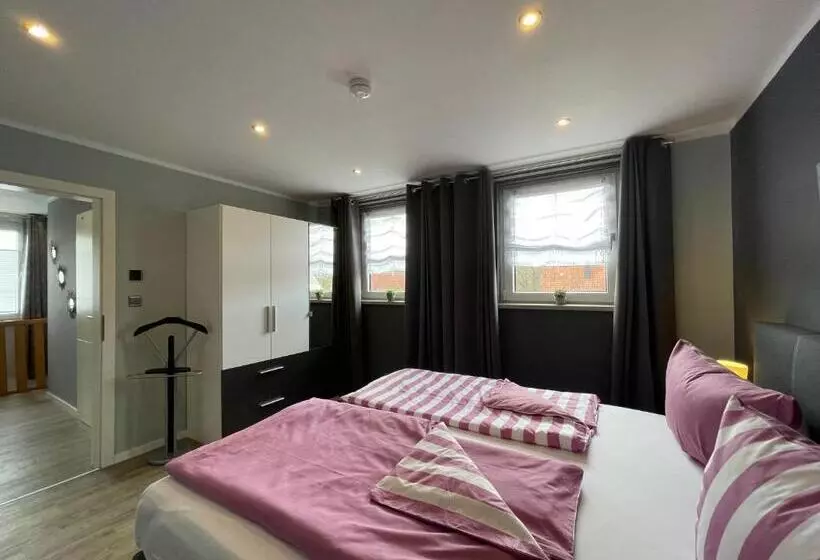 Bellavita   Mit Großem Eingezäuntem Garten   Infrarotsauna   Hunde Willkommen