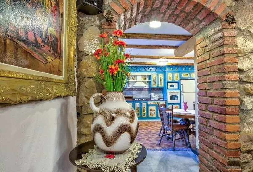 Casa Ambient