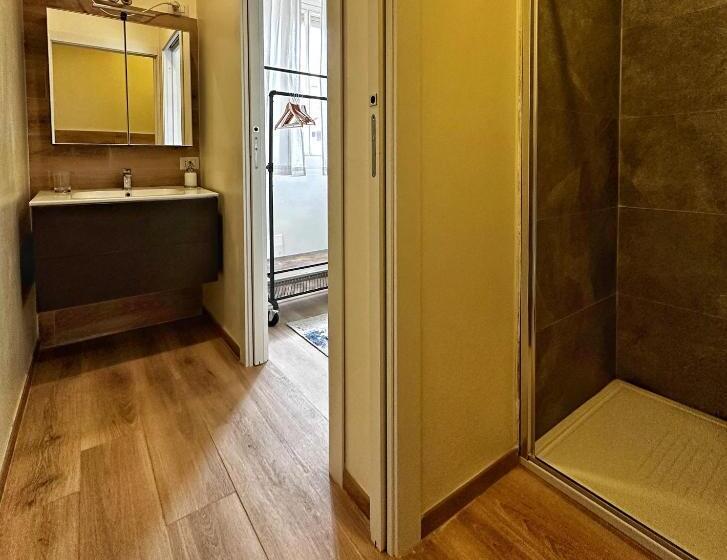 Extravaganza Room And Suite Apartment City Center