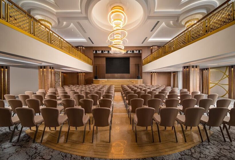 Отель Alma Health & Spa Retreat