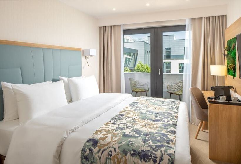 Отель Alma Health & Spa Retreat