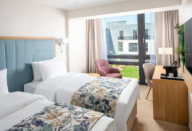 Отель Alma Health & Spa Retreat