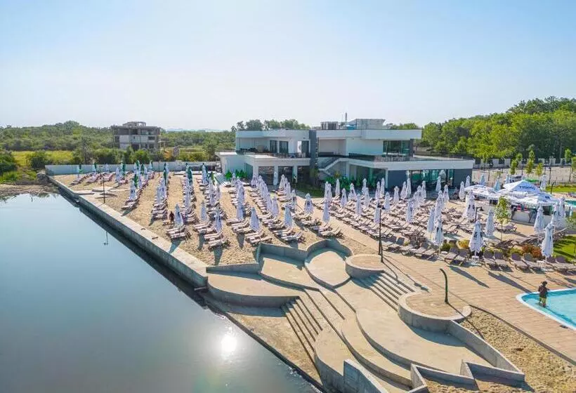 Hotelli Alma Health & Spa Retreat