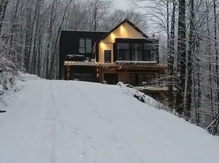 Loft In The Mountains, Near Bromont