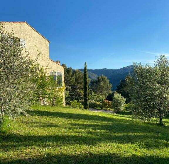 ベッドアンドブレックファースト La Maison Perchée