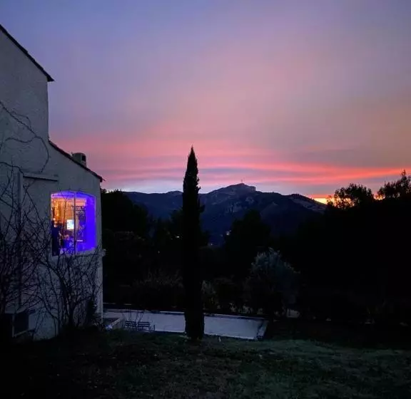 Aamiaismajoitus (B&B) La Maison Perchée