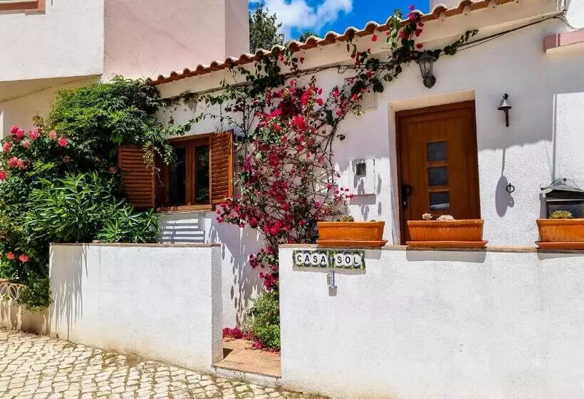 Flh Lagos Cozy House