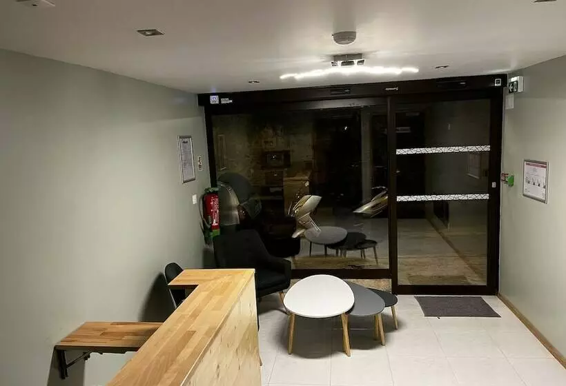 Hotelli 9wagram Hôtel Boutique