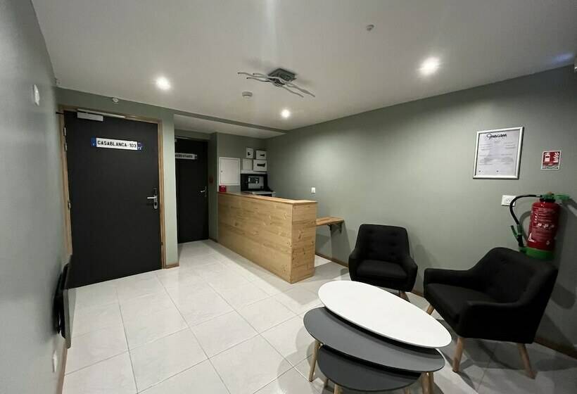 ホテル 9wagram Hôtel Boutique