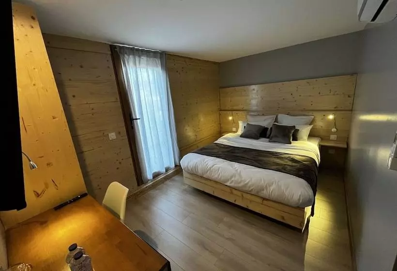 Hotelli 9wagram Hôtel Boutique