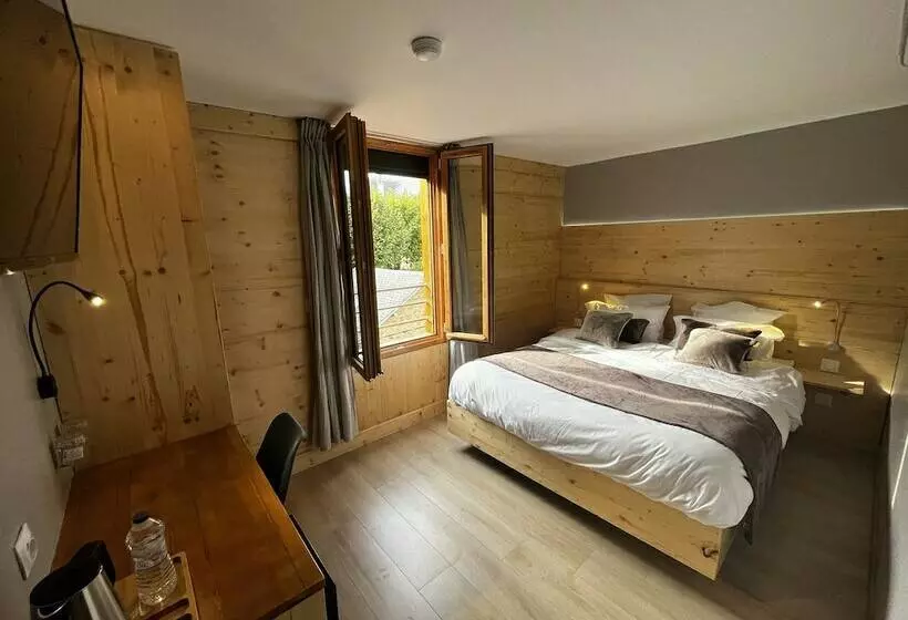 Hotelli 9wagram Hôtel Boutique