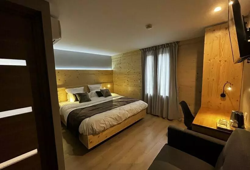 Hotelli 9wagram Hôtel Boutique